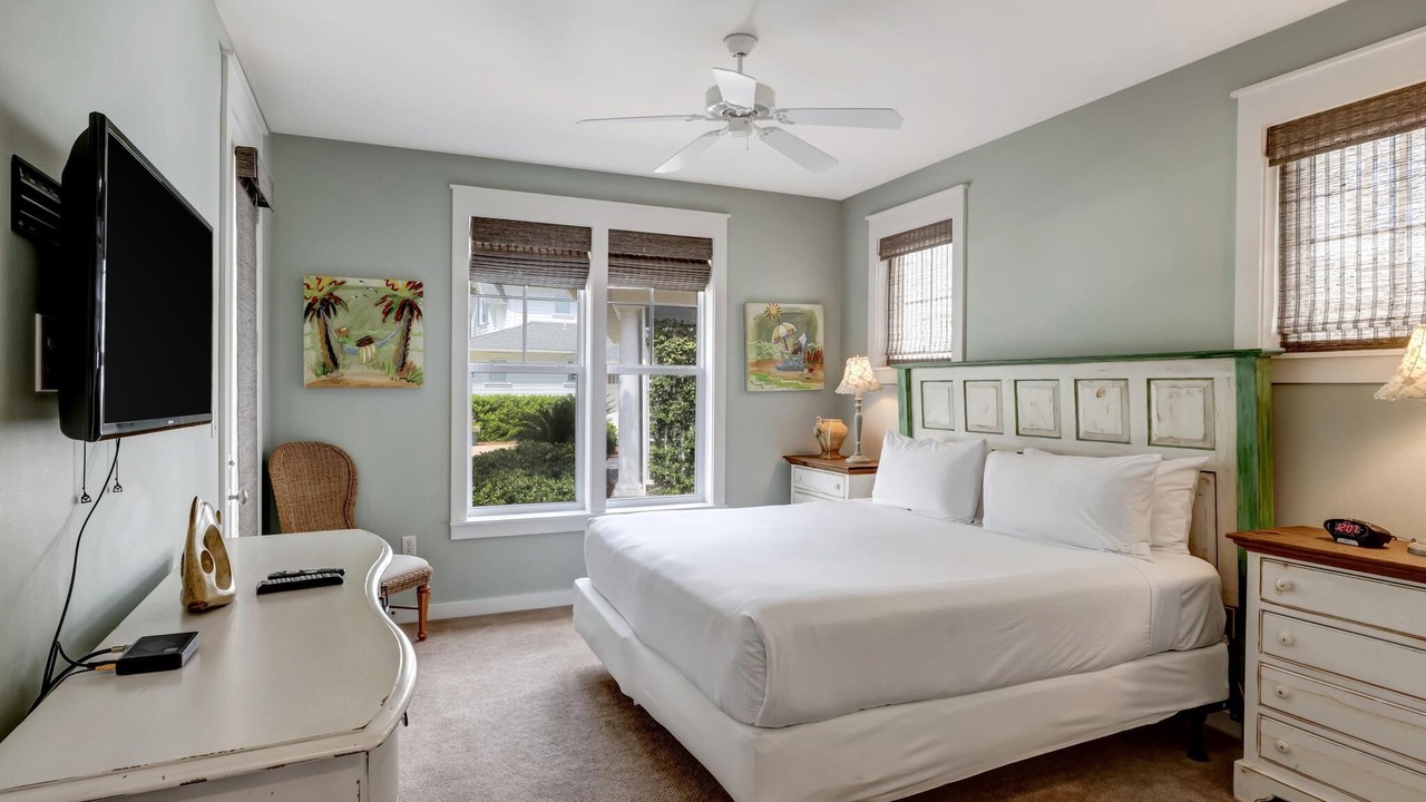 Photo of Bedroom in Laurel Grove
