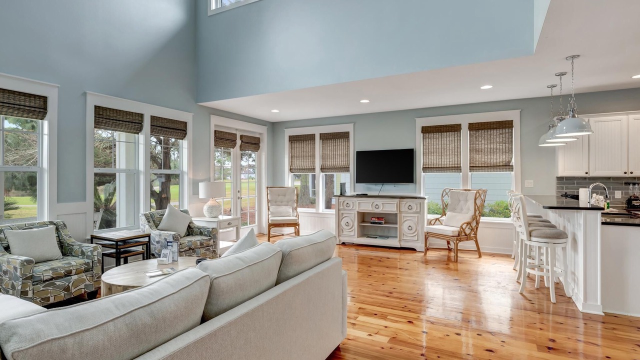Photo of Livingroom in Laurel Grove