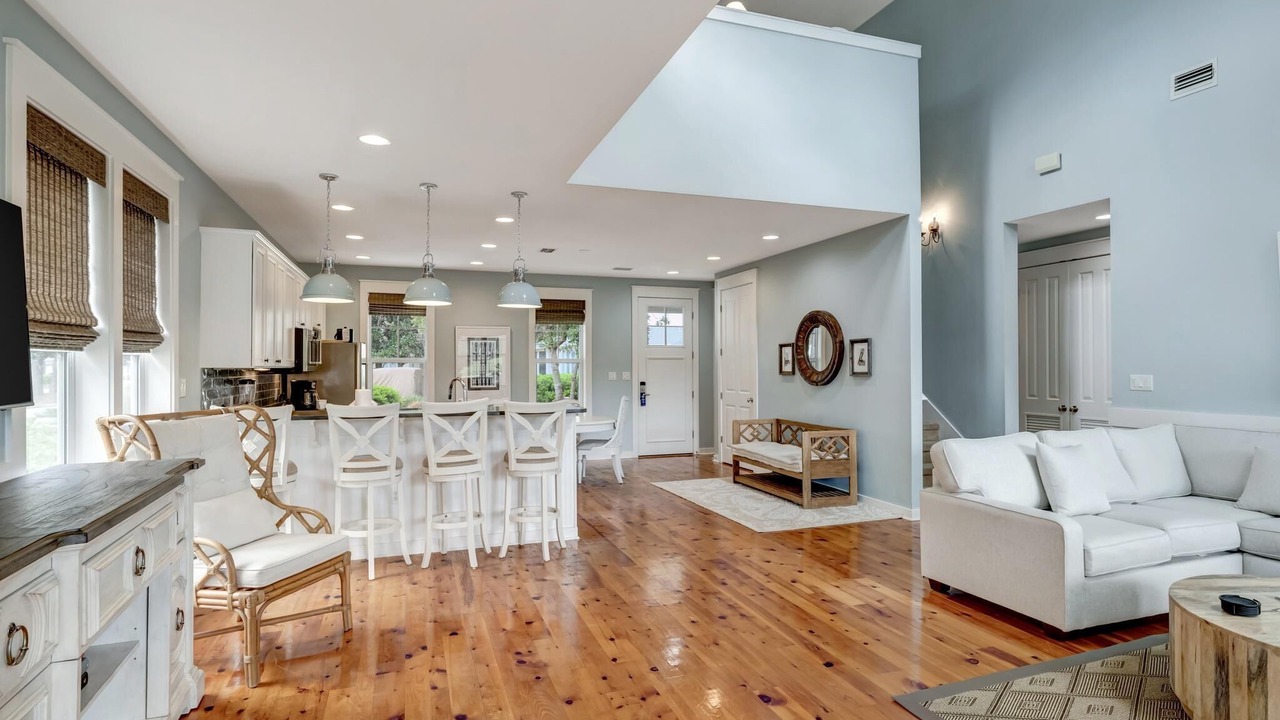 Photo of Livingroom in Laurel Grove