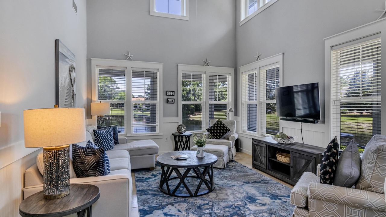 Photo of Livingroom in Laurel Grove