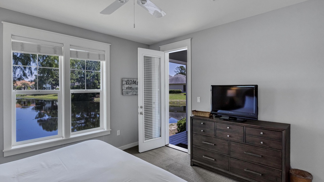 Photo of Bedroom in Laurel Grove