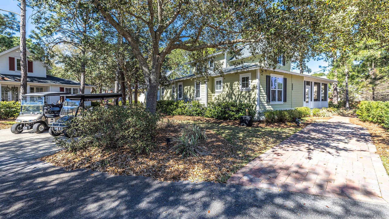 Photo of Outdoor in Laurel Grove