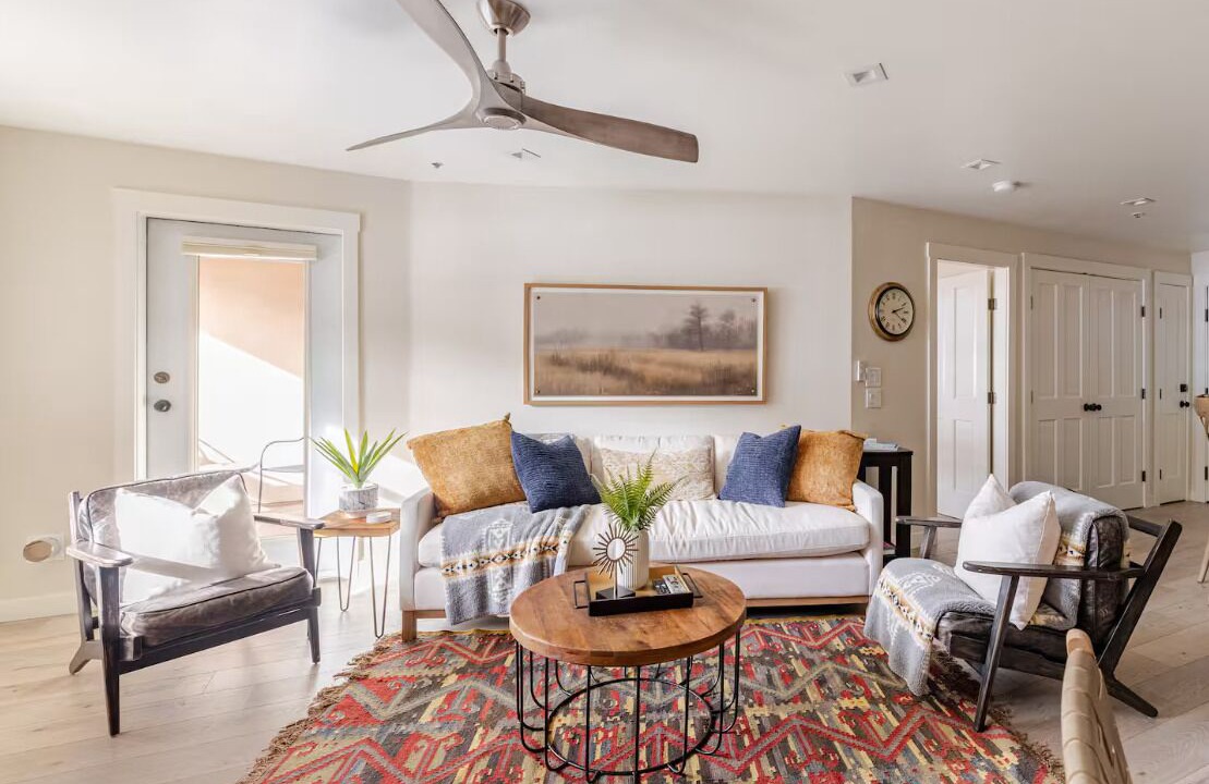 Photo of Livingroom in Salt Lake Mountain Resorts
