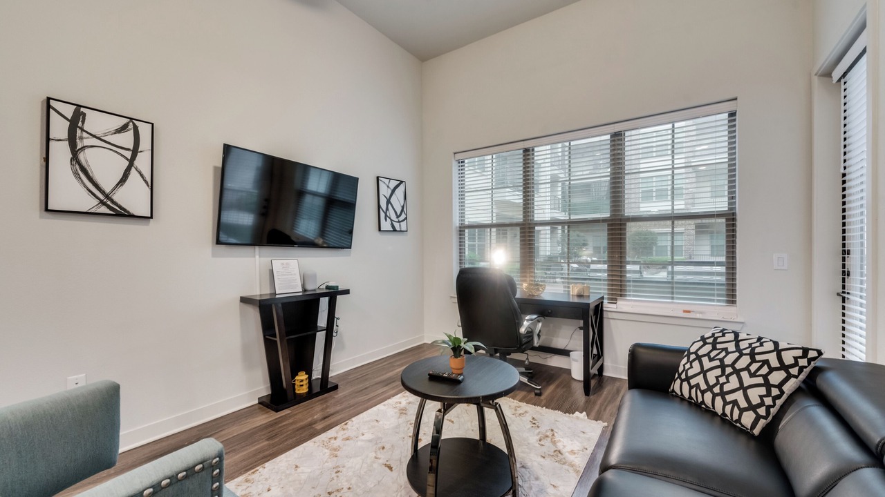 Photo of Livingroom in Addison