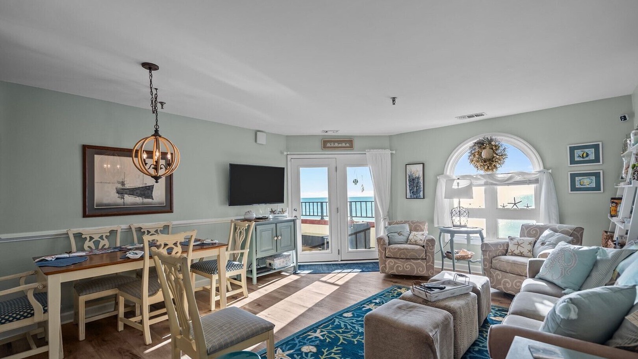 Photo of Patio Balcony in North Topsail Beach
