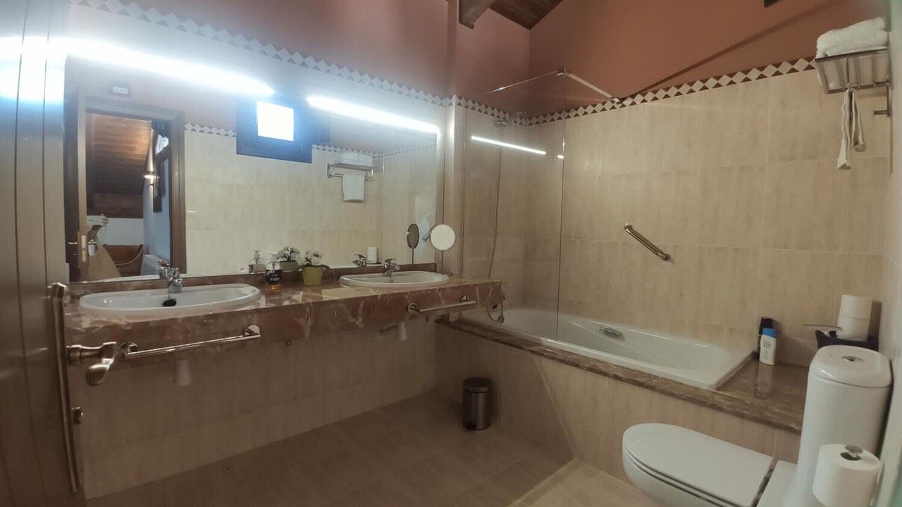 Photo of Bathroom in Badaguas