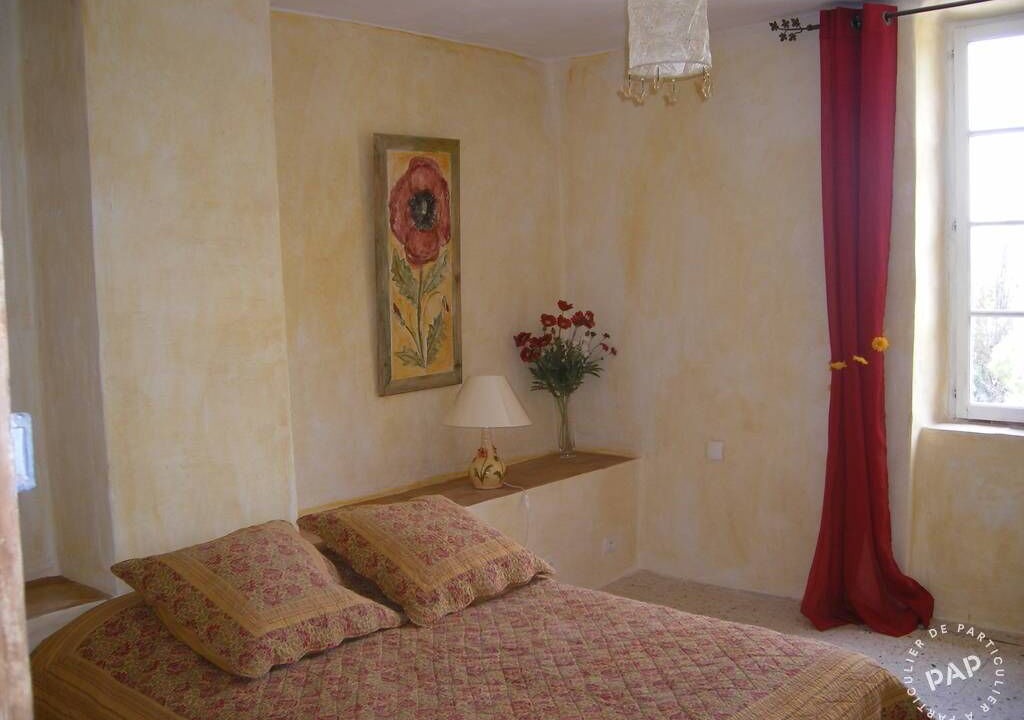 Photo of Bedroom in Gabian