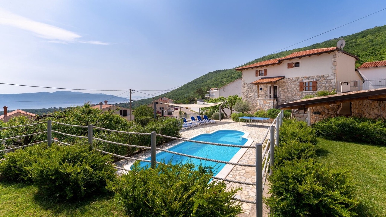 Photo of Outdoor in Martina