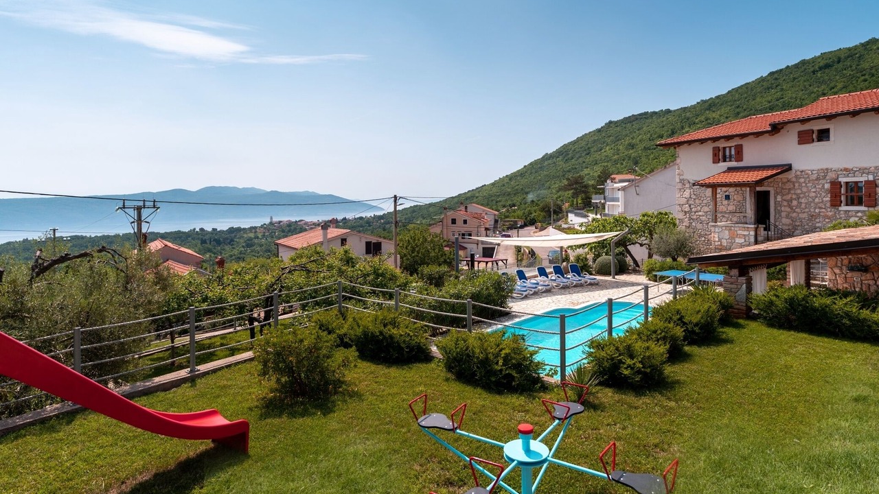 Photo of Outdoor in Martina