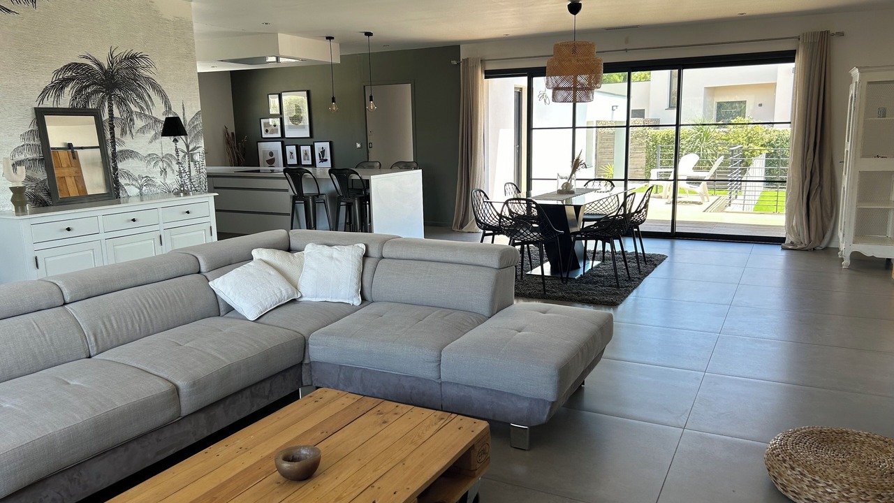 Photo of Livingroom in Magalas