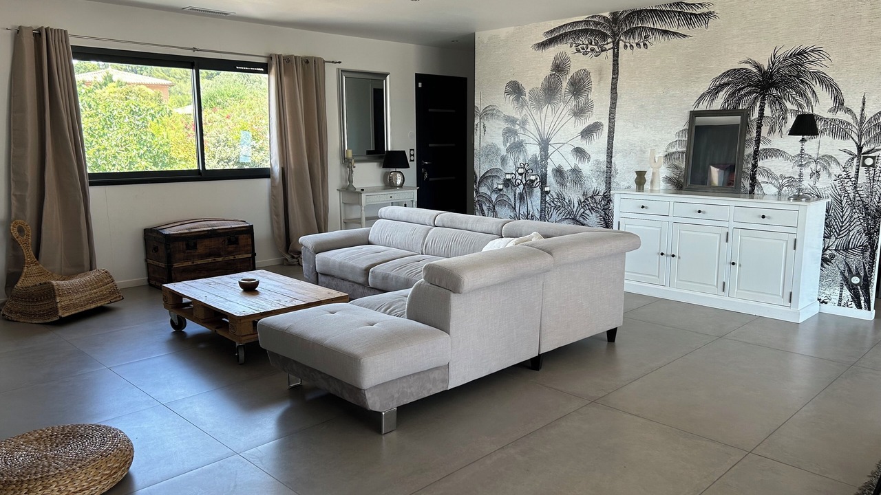 Photo of Livingroom in Magalas