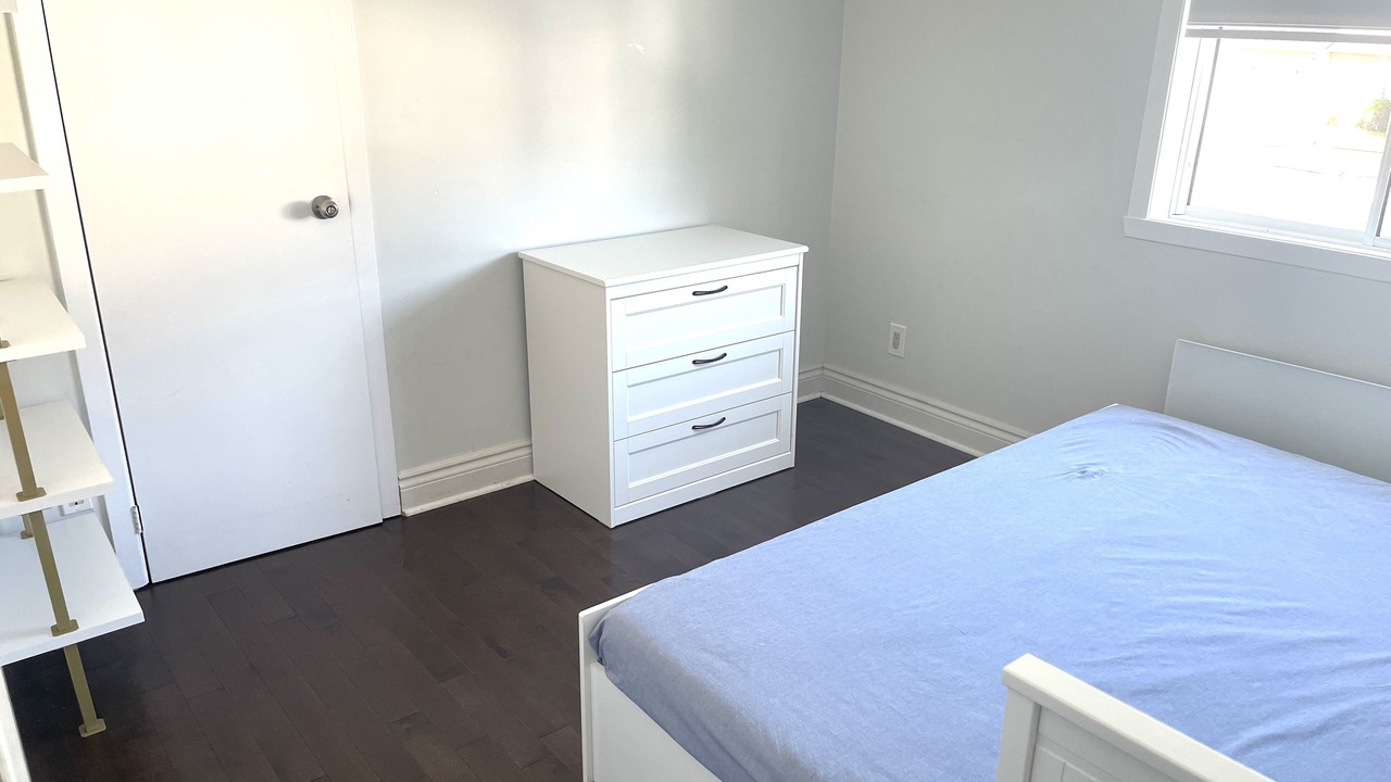Photo of Bedroom in Fabreville