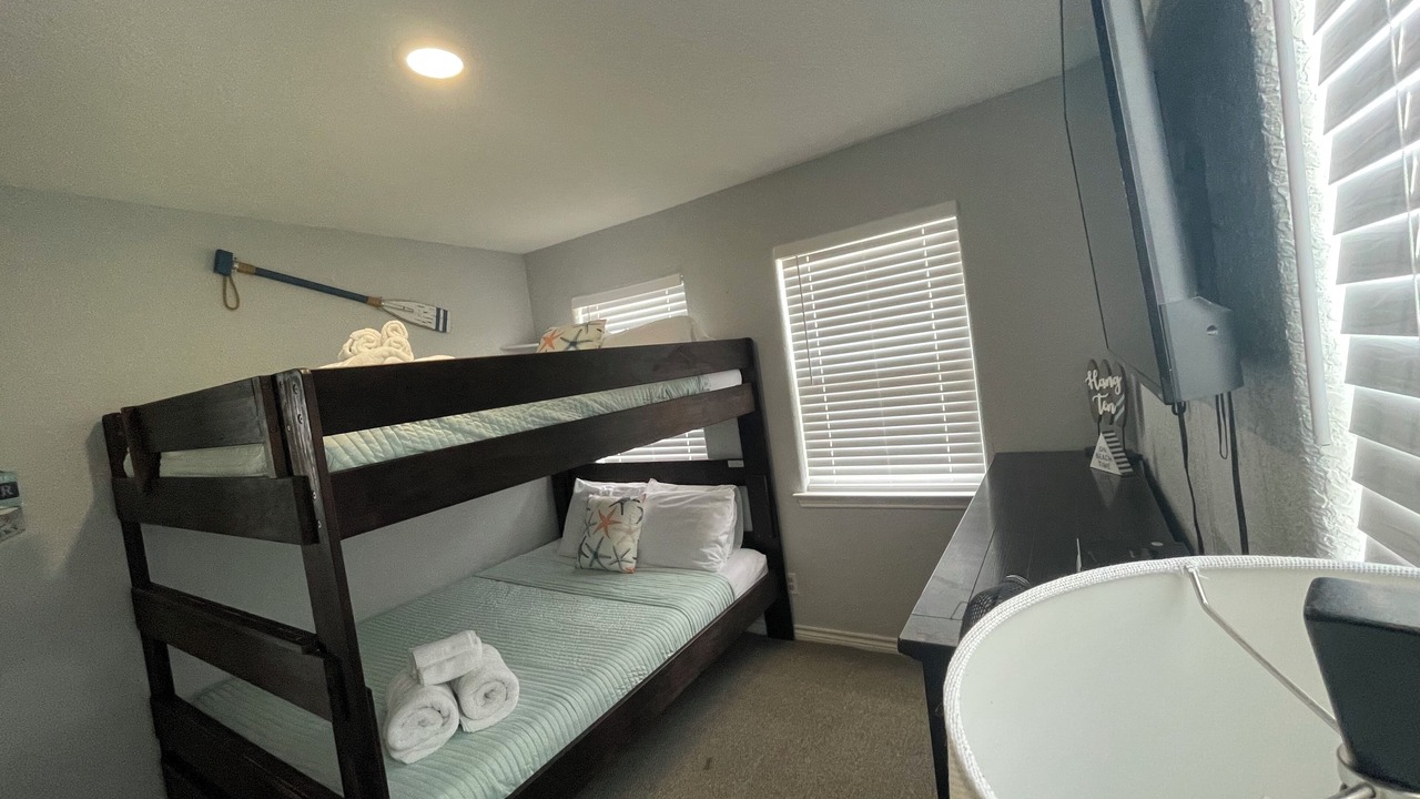 Photo of Bedroom in Surfside Beach