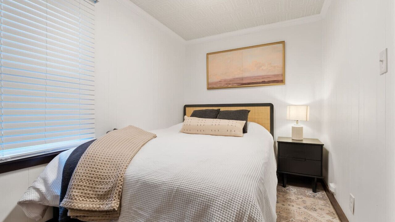 Photo of Bedroom in Westside