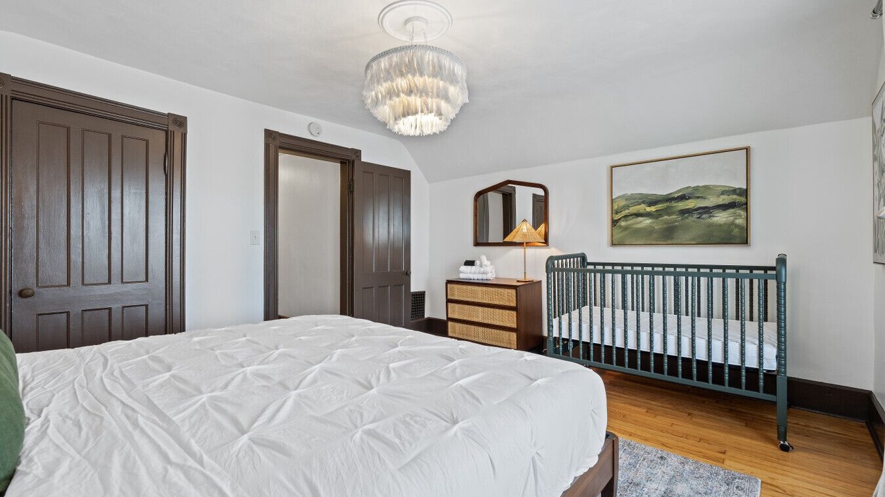 Photo of Bedroom in Westside