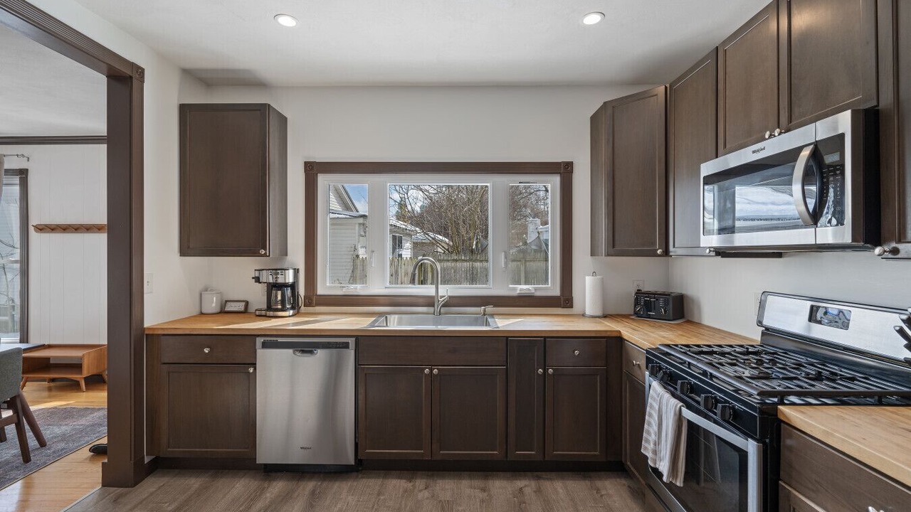 Photo of Kitchen in Westside