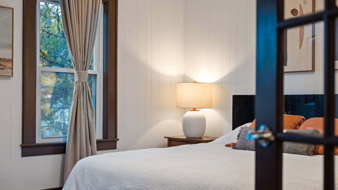 Photo of Bedroom in Westside