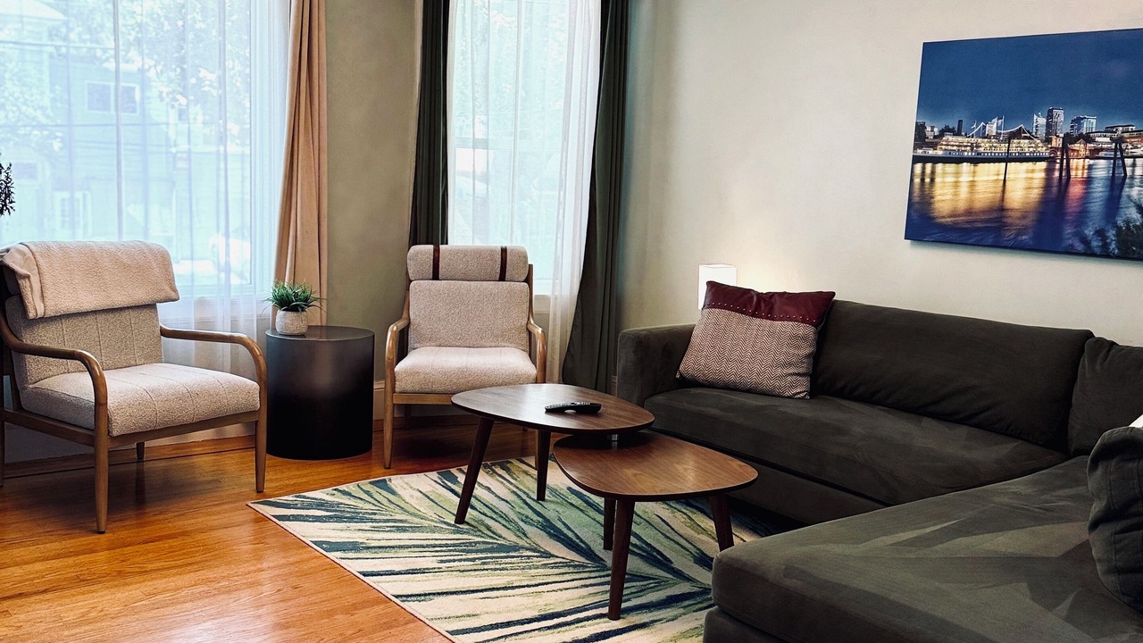 Photo of Livingroom in Central Sacramento