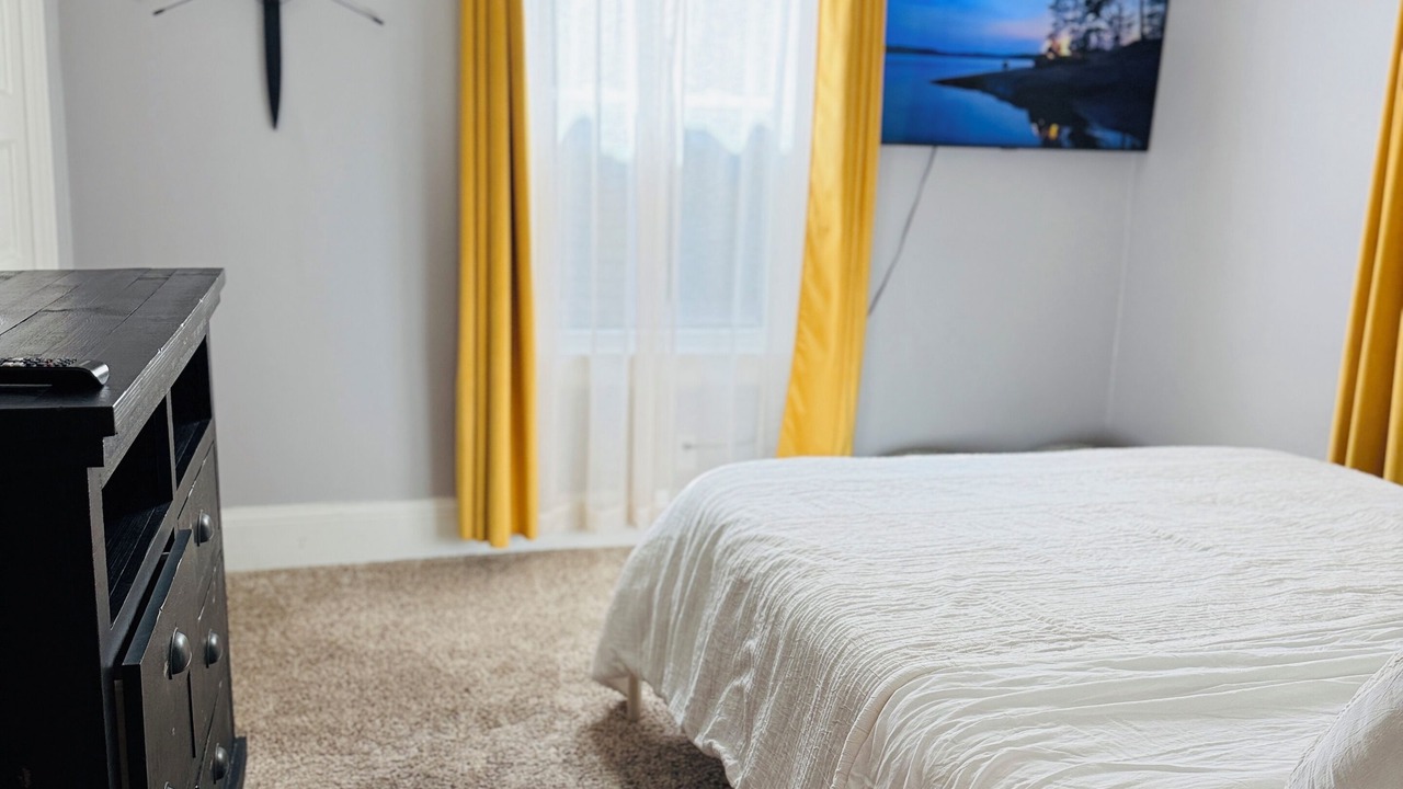 Photo of Bedroom in Central Sacramento