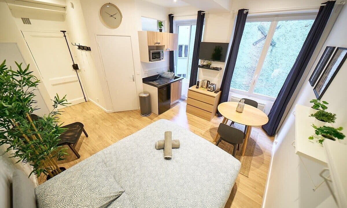 Photo of Bedroom in Old Lyon