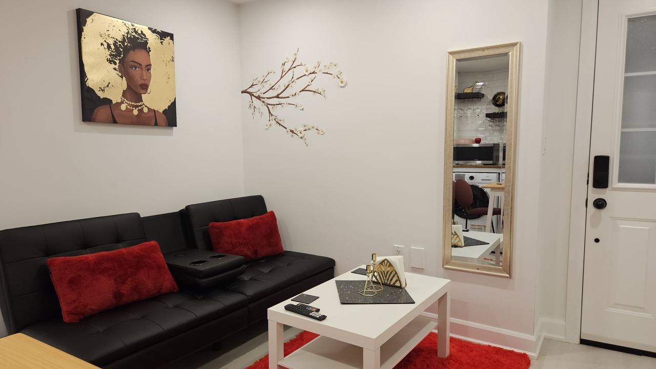 Photo of Livingroom in Sharon