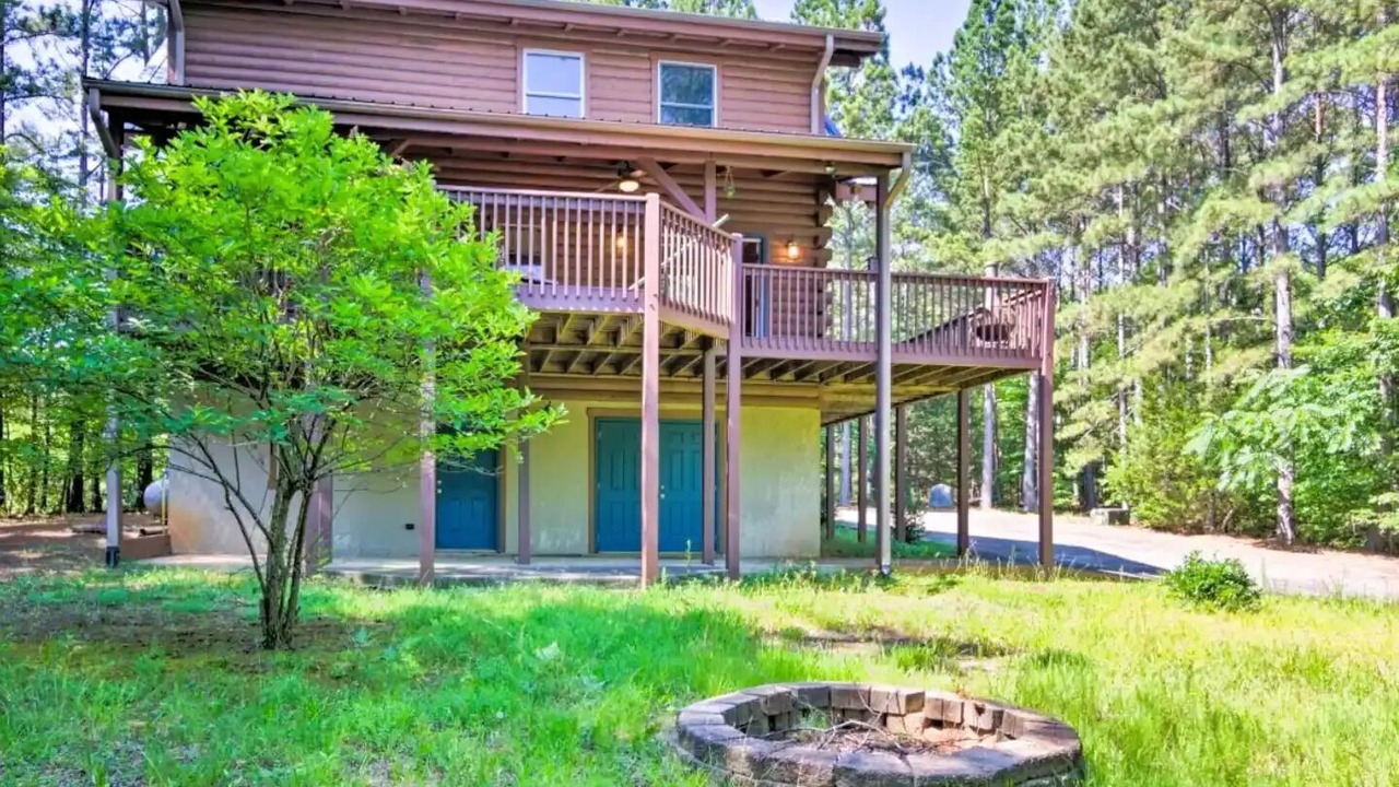 Photo of Outdoor in The Peaks at Lake Lure