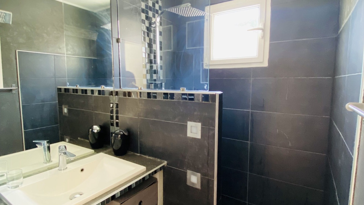 Photo of Bathroom in La Gaude