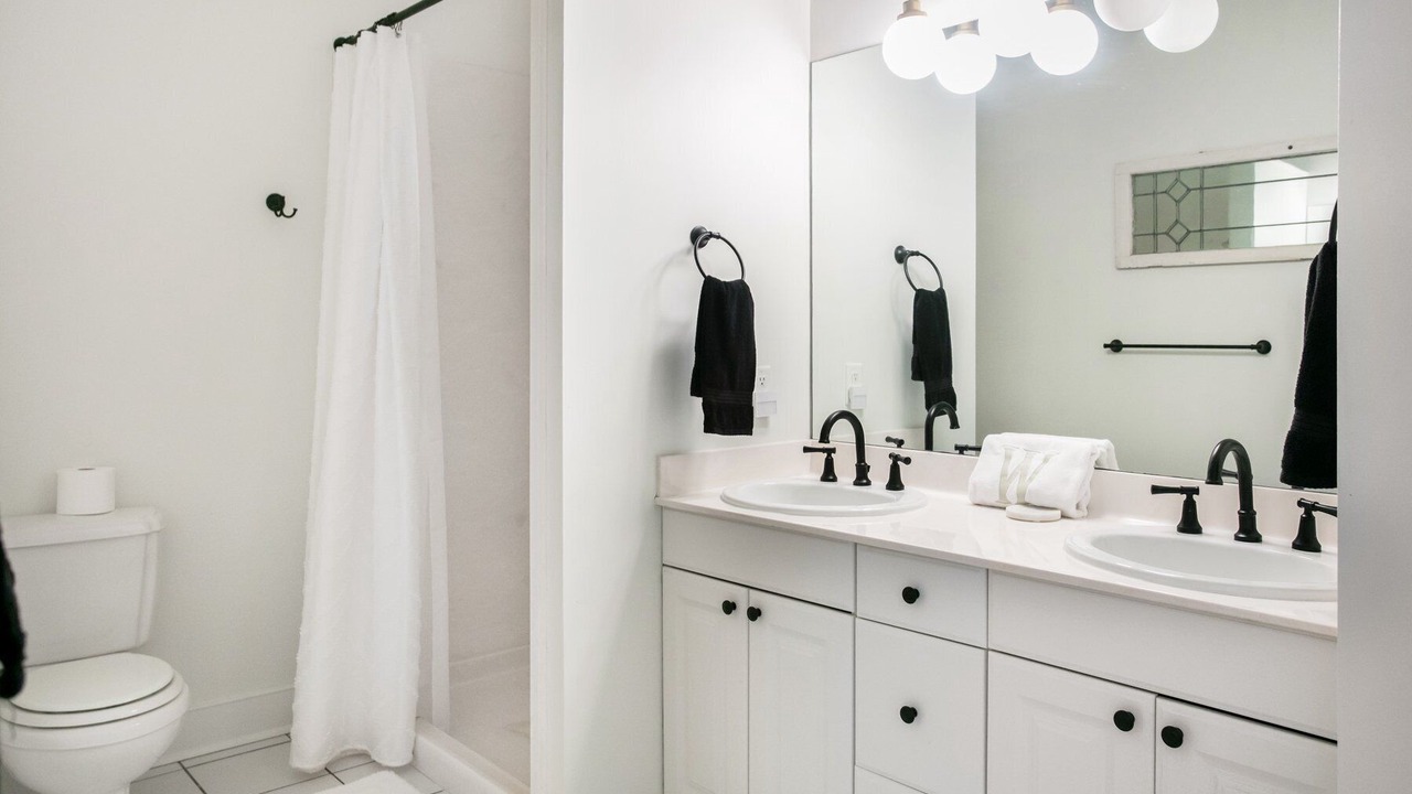 Photo of Bathroom in Natchez