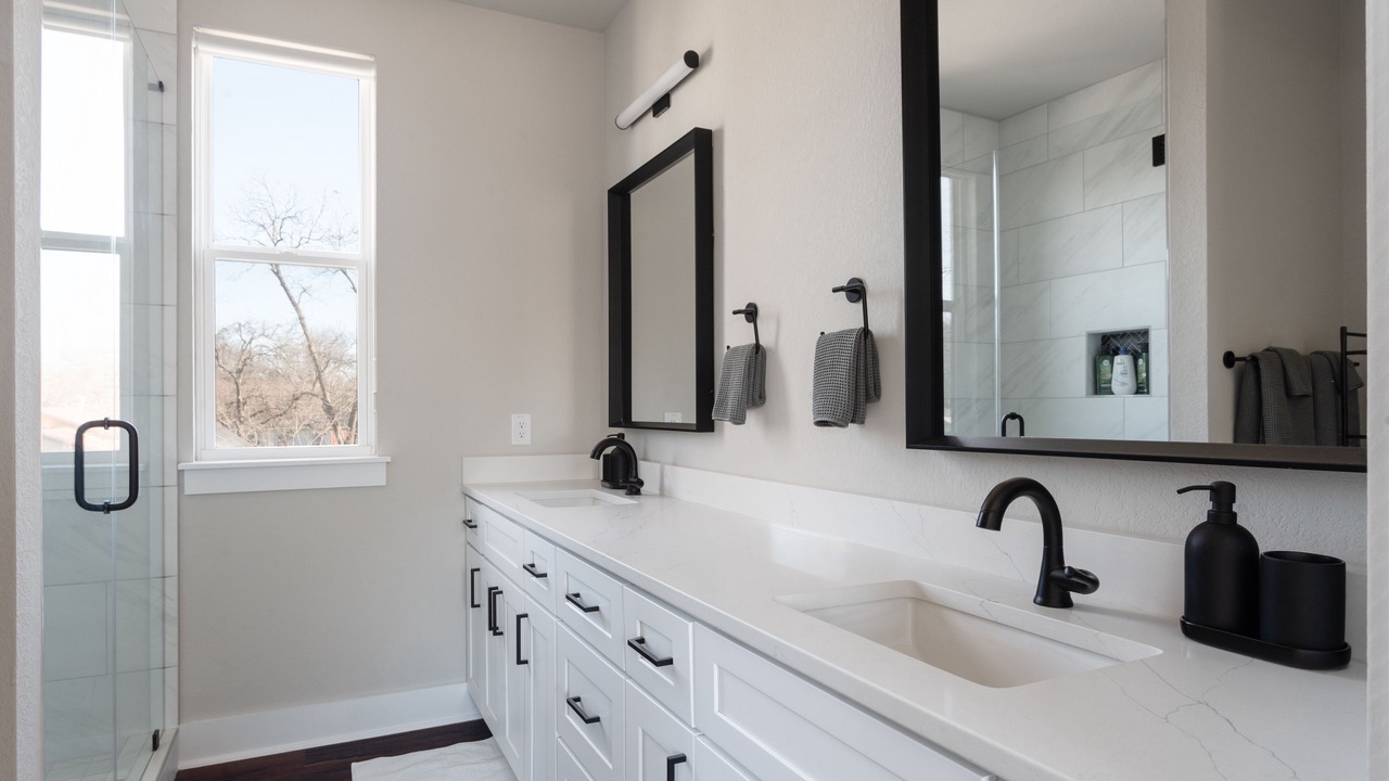 Photo of Bathroom in Brentwood