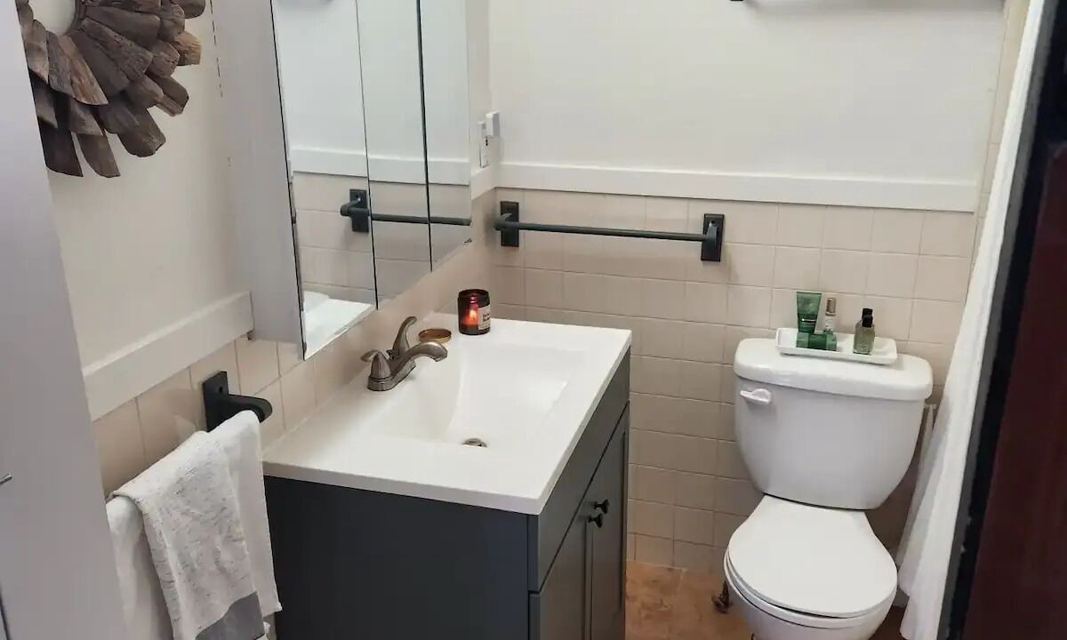 Photo of Bathroom in Sarnia