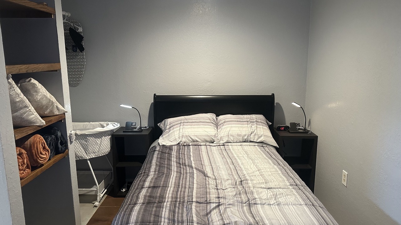 Photo of Bedroom in Dixon