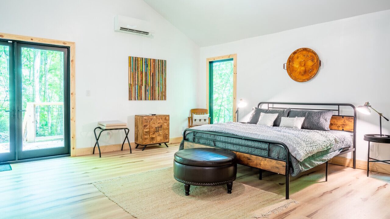 Photo of Bedroom in Hot Springs
