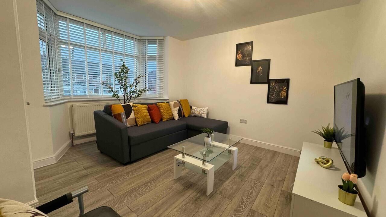 Photo of Others in Rednal