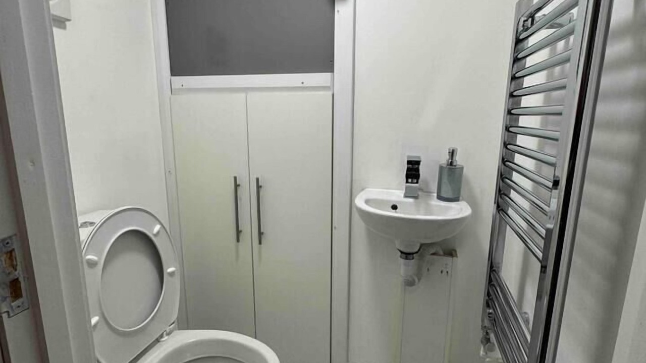 Photo of Others in Rednal