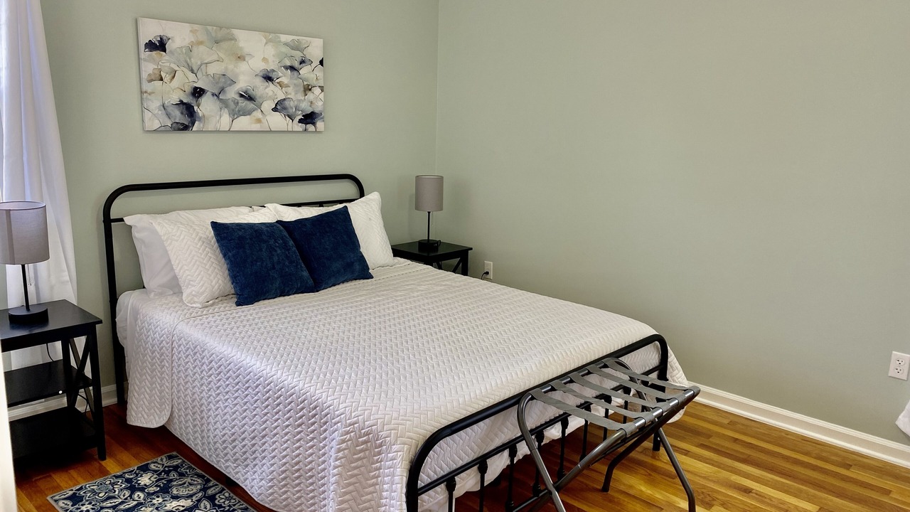 Photo of Bedroom in Laurel
