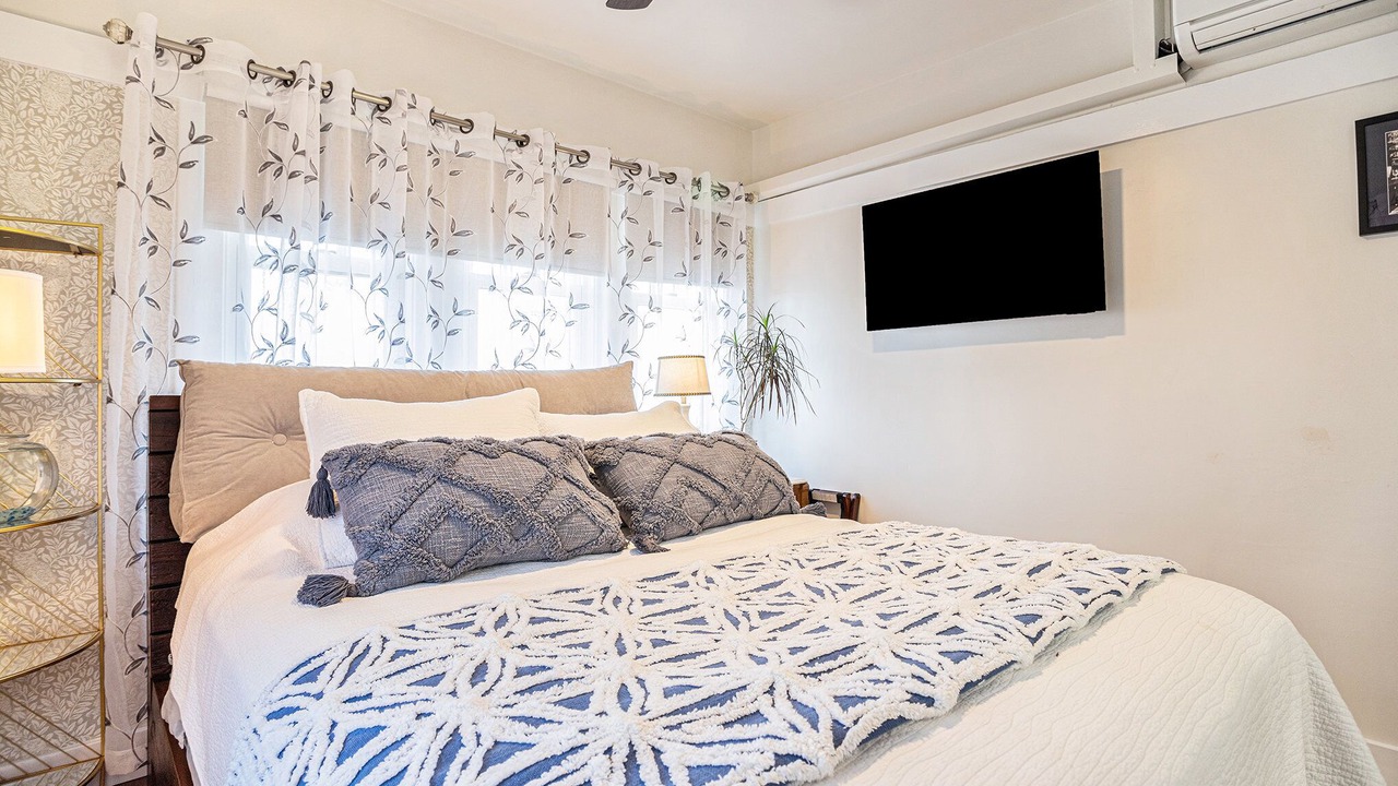 Photo of Others in Upper Telegraph