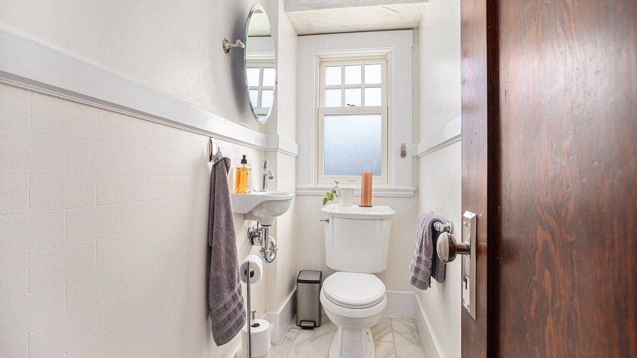 Photo of Others in Upper Telegraph