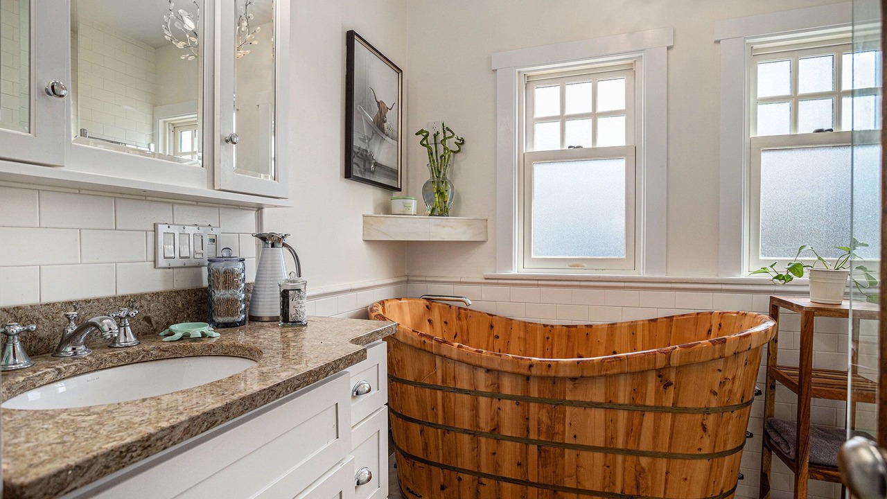 Photo of Others in Upper Telegraph