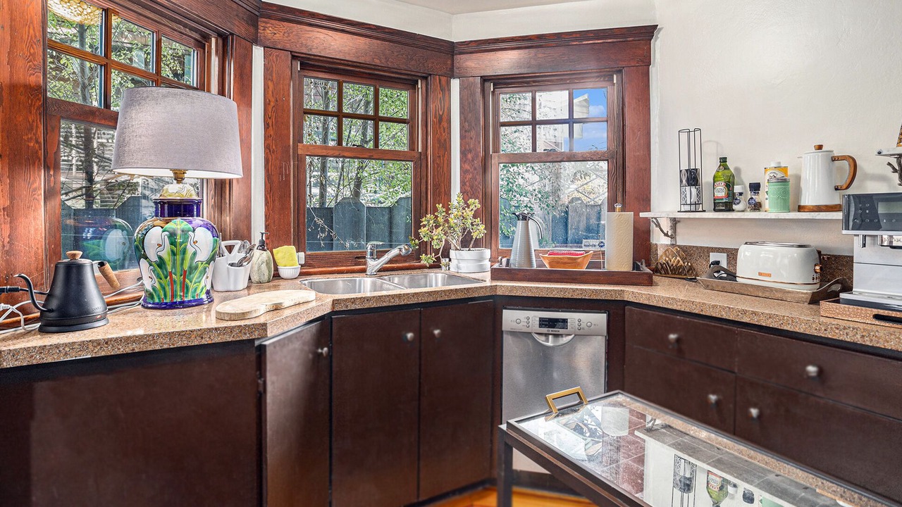 Photo of Others in Upper Telegraph