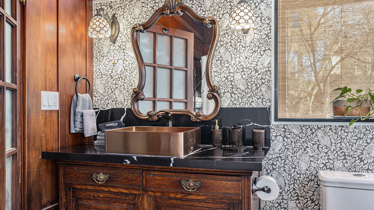 Photo of Others in Upper Telegraph