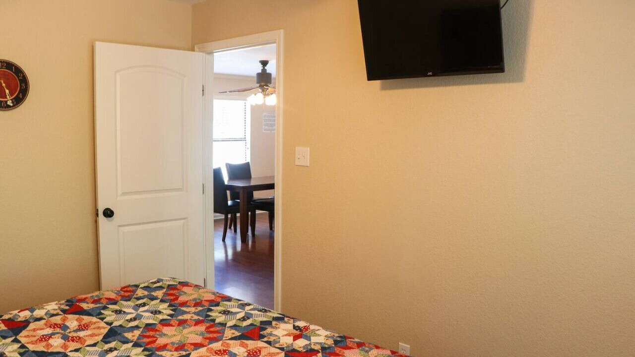 Photo of Bedroom in Denison