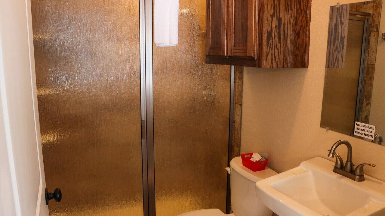 Photo of Bathroom in Denison