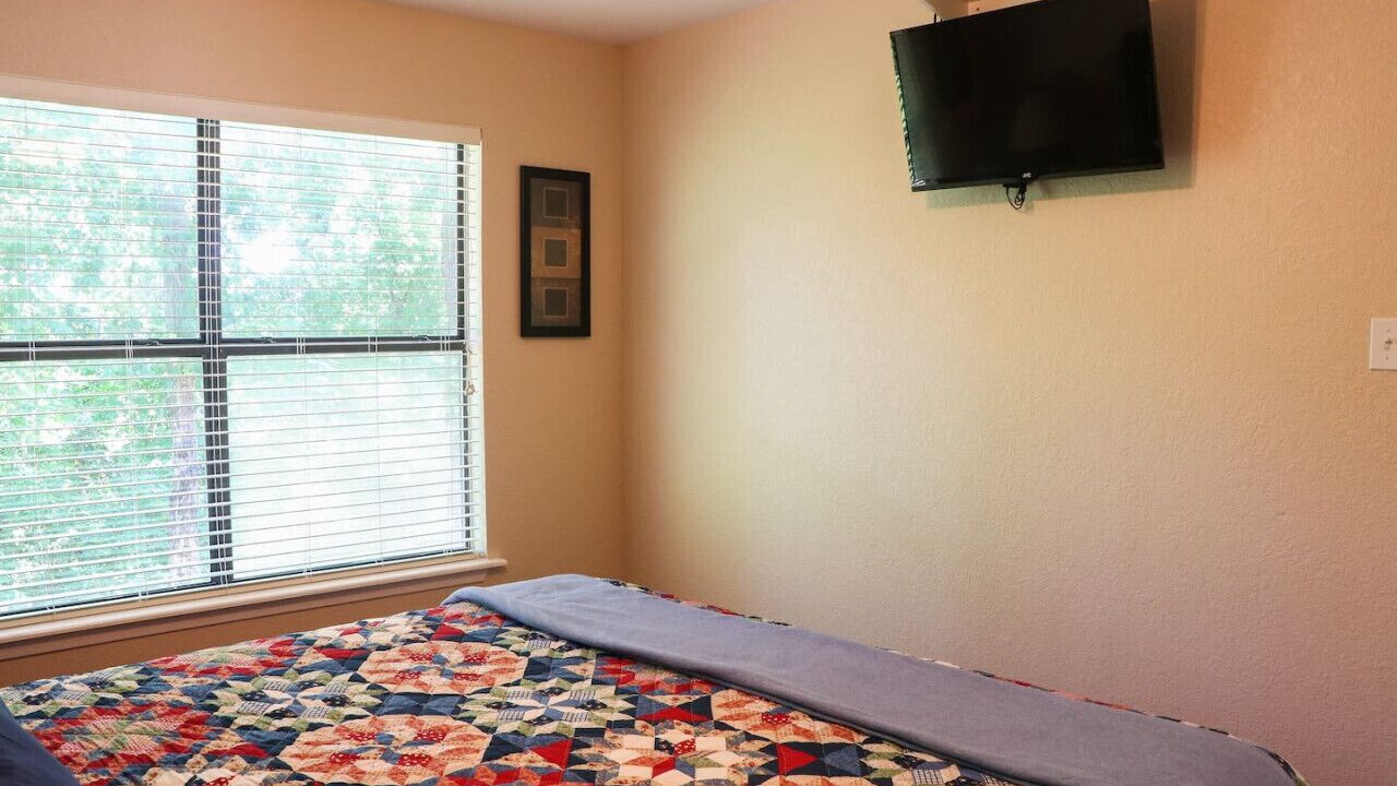 Photo of Bedroom in Denison