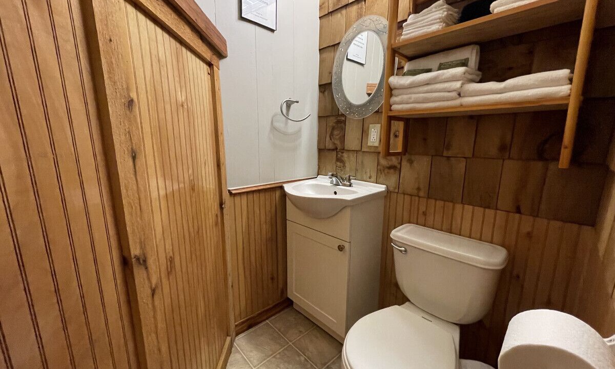Photo of Bathroom in Pottsboro