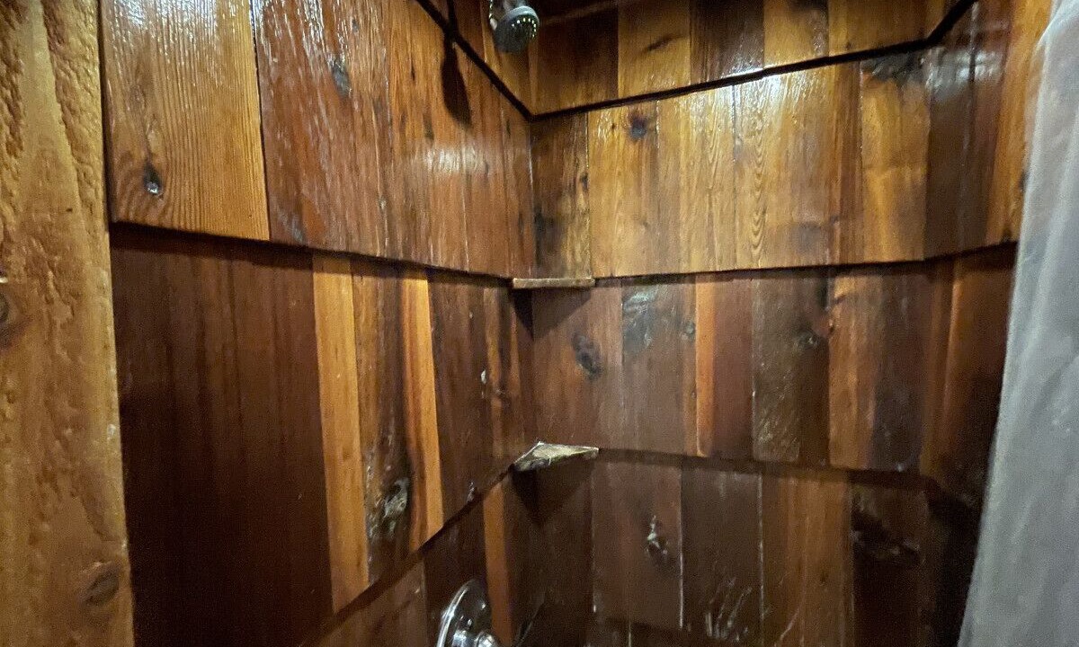 Photo of Bathroom in Pottsboro