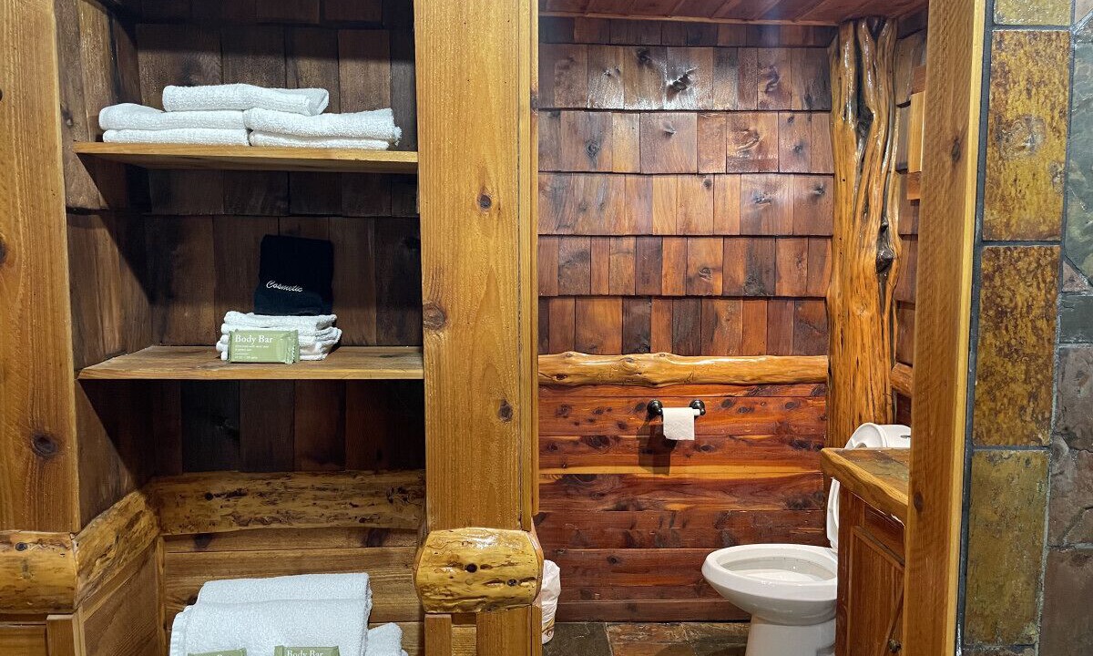 Photo of Bathroom in Pottsboro