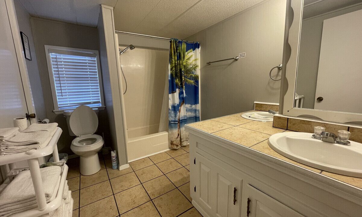 Photo of Bathroom in Pottsboro