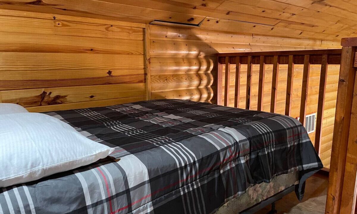 Photo of Bedroom in Pottsboro