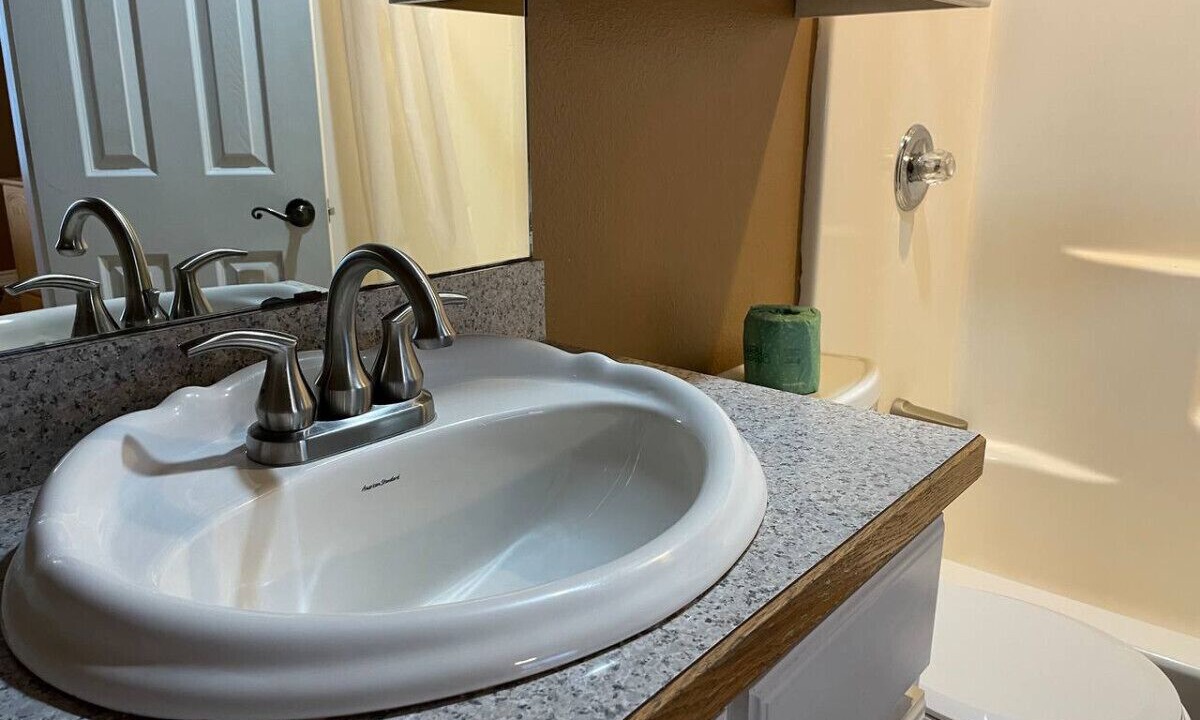 Photo of Bathroom in Pottsboro