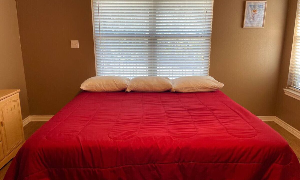 Photo of Bedroom in Pottsboro